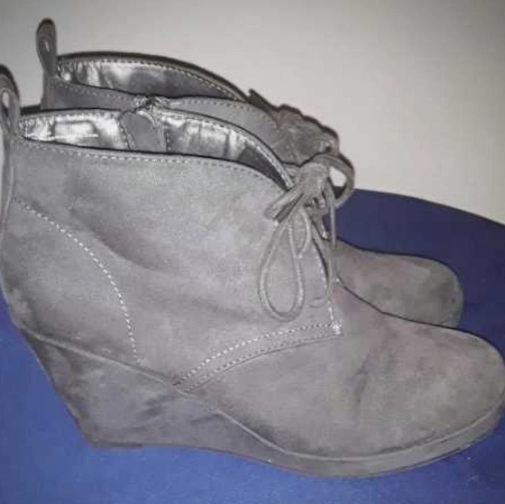 Grey platform wedges